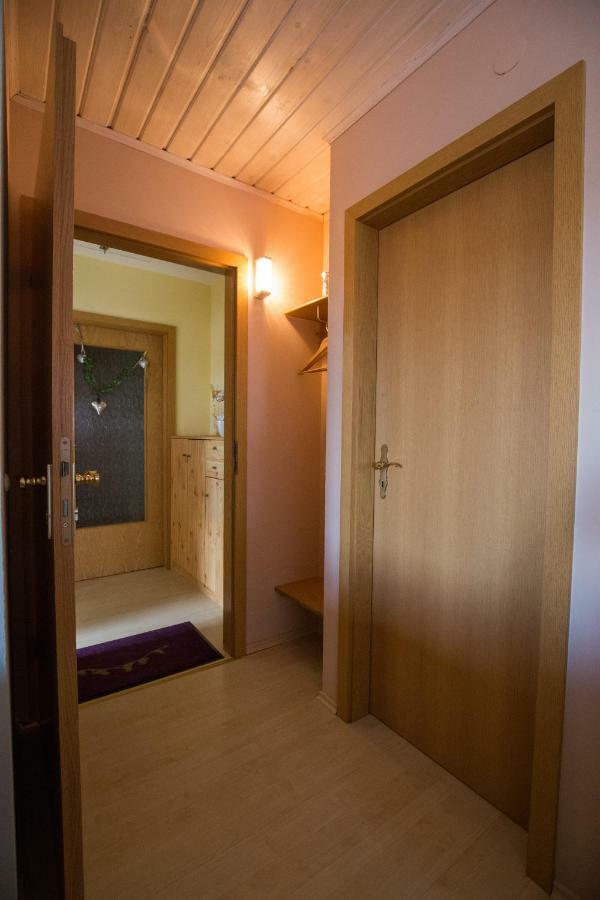 Ferienwohnung Arnold Burkardroth Bagian luar foto