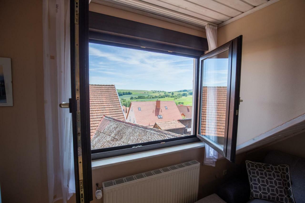 Ferienwohnung Arnold Burkardroth Bagian luar foto